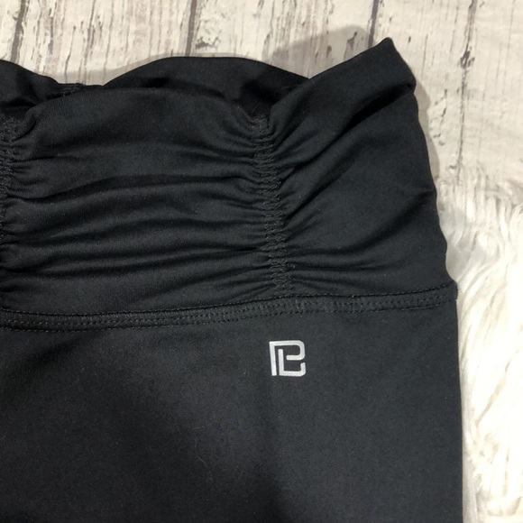 Body Language Revolve Scrunch Marble Crop Leggings - Picture 10 of 12